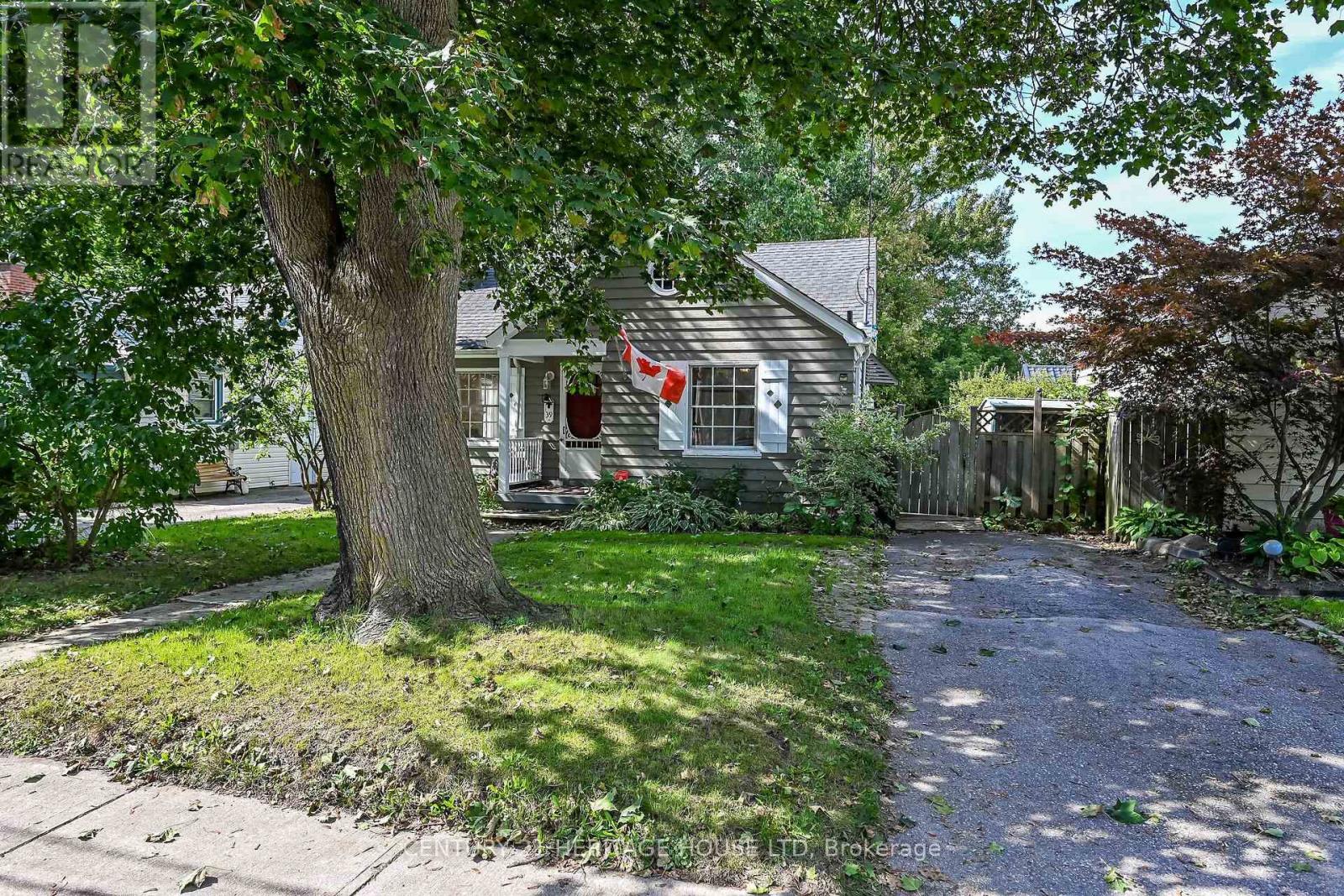 39 BALMORAL AVENUE - 35