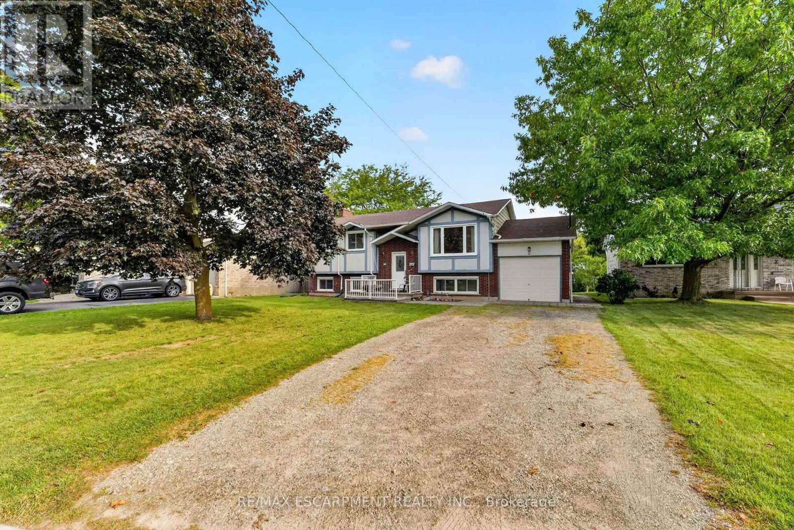 5 BROOKS CIRCLE, West Lincoln (Smithville) — photo 2