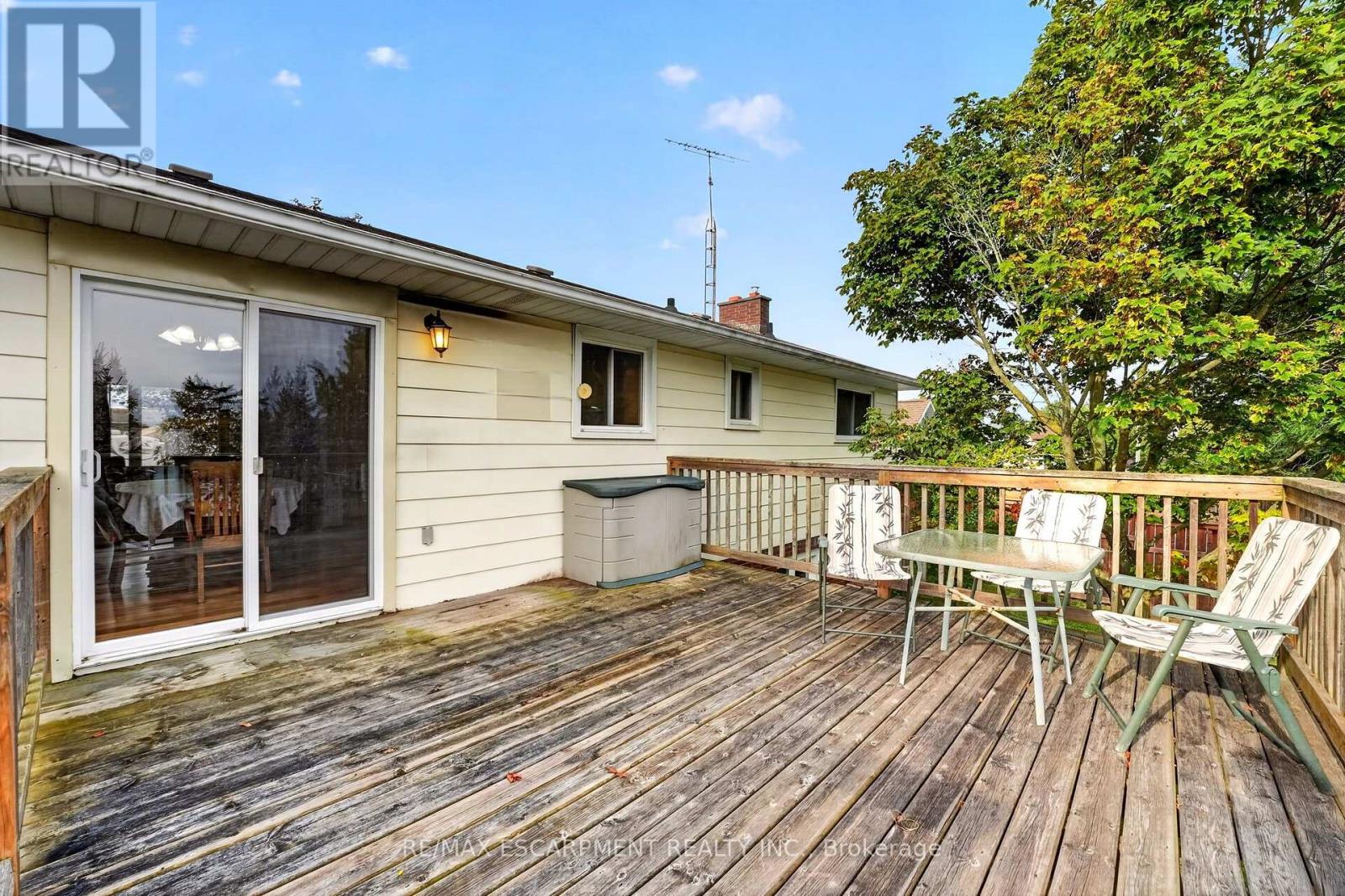 5 BROOKS CIRCLE - Image 39