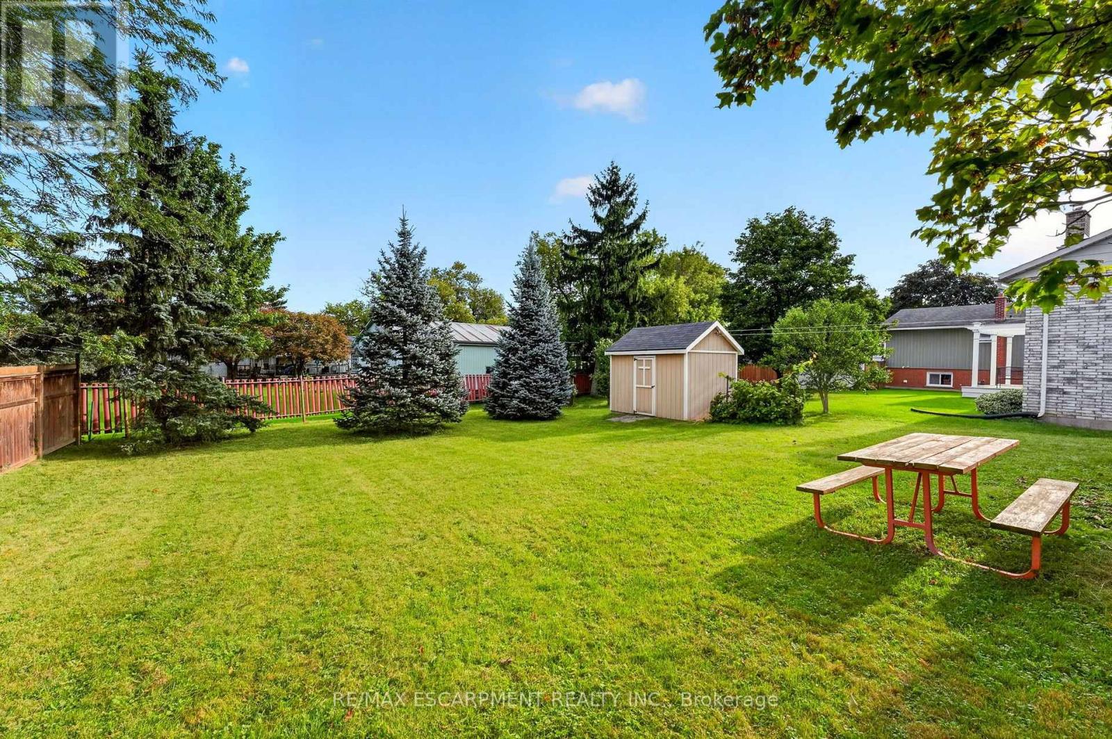 5 BROOKS CIRCLE - Image 41