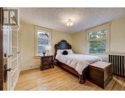 22 Maynard Avenue, Kitchener, ON N2H4Z7 Photo 32