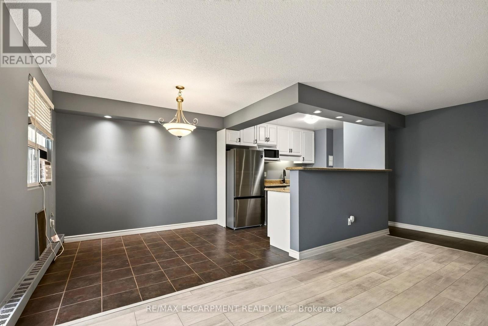 508 - 793 COLBORNE STREET E, Brantford — photo 12