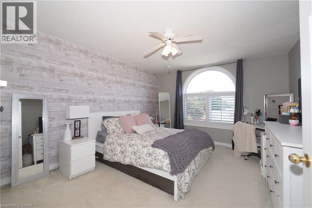 1200 DUNBAR Road - Image 28