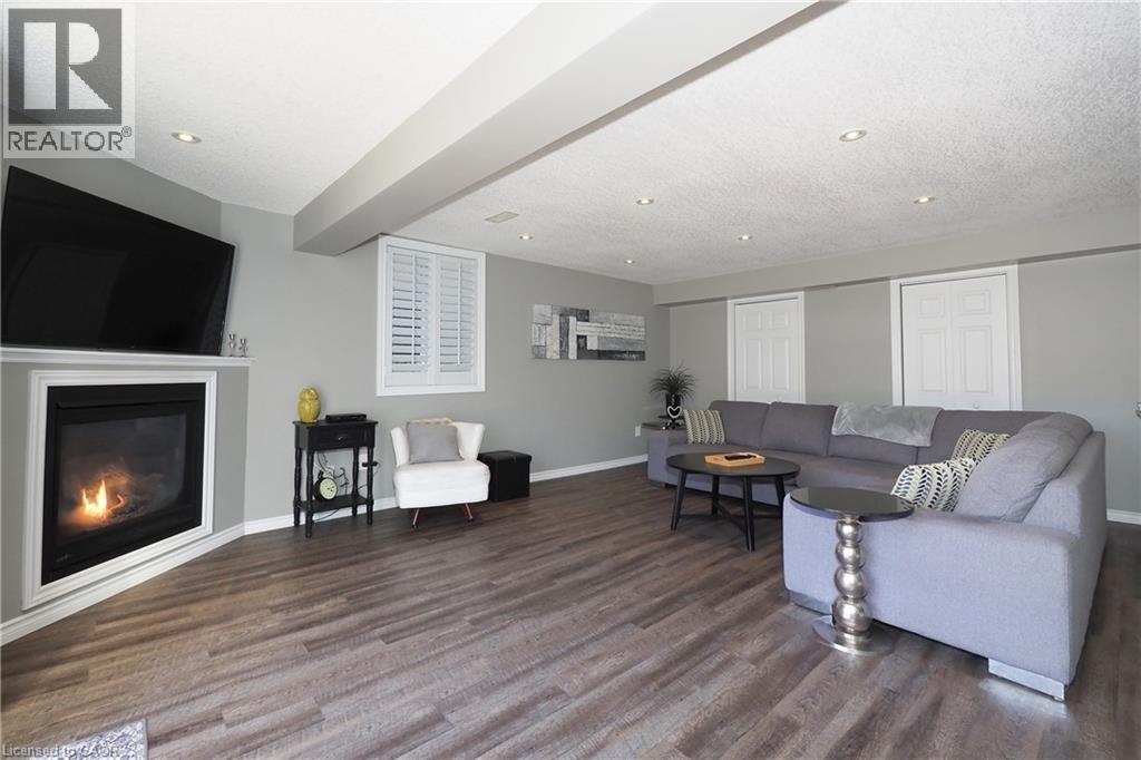 1200 DUNBAR Road - 32