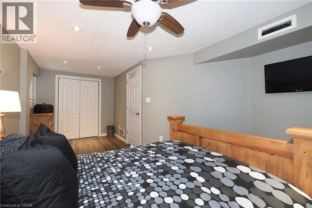 1200 DUNBAR Road - Image 40