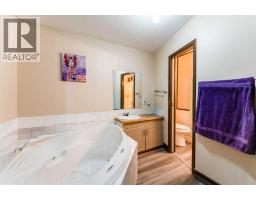 4729 49a Avenue, Lacombe, AB T4L1N4 Photo 21