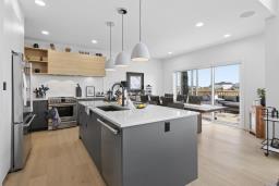 223 Butterfly Way, Winnipeg, MB R2J2K1 Photo 9