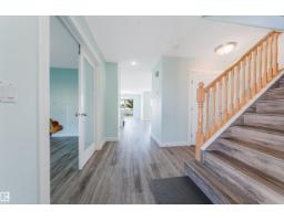 Mud room - 13023 Hudson Wy Nw, Edmonton, AB T6V1M4 Photo 9