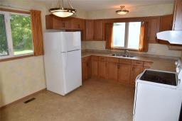 895 Beaverhill Boulevard, Winnipeg, MB R2J3B5 Photo 11