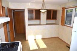 895 Beaverhill Boulevard, Winnipeg, MB R2J3B5 Photo 13