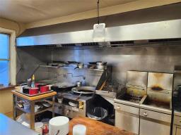 407 Marion Street, Winnipeg, MB R2H0V4 Photo 8