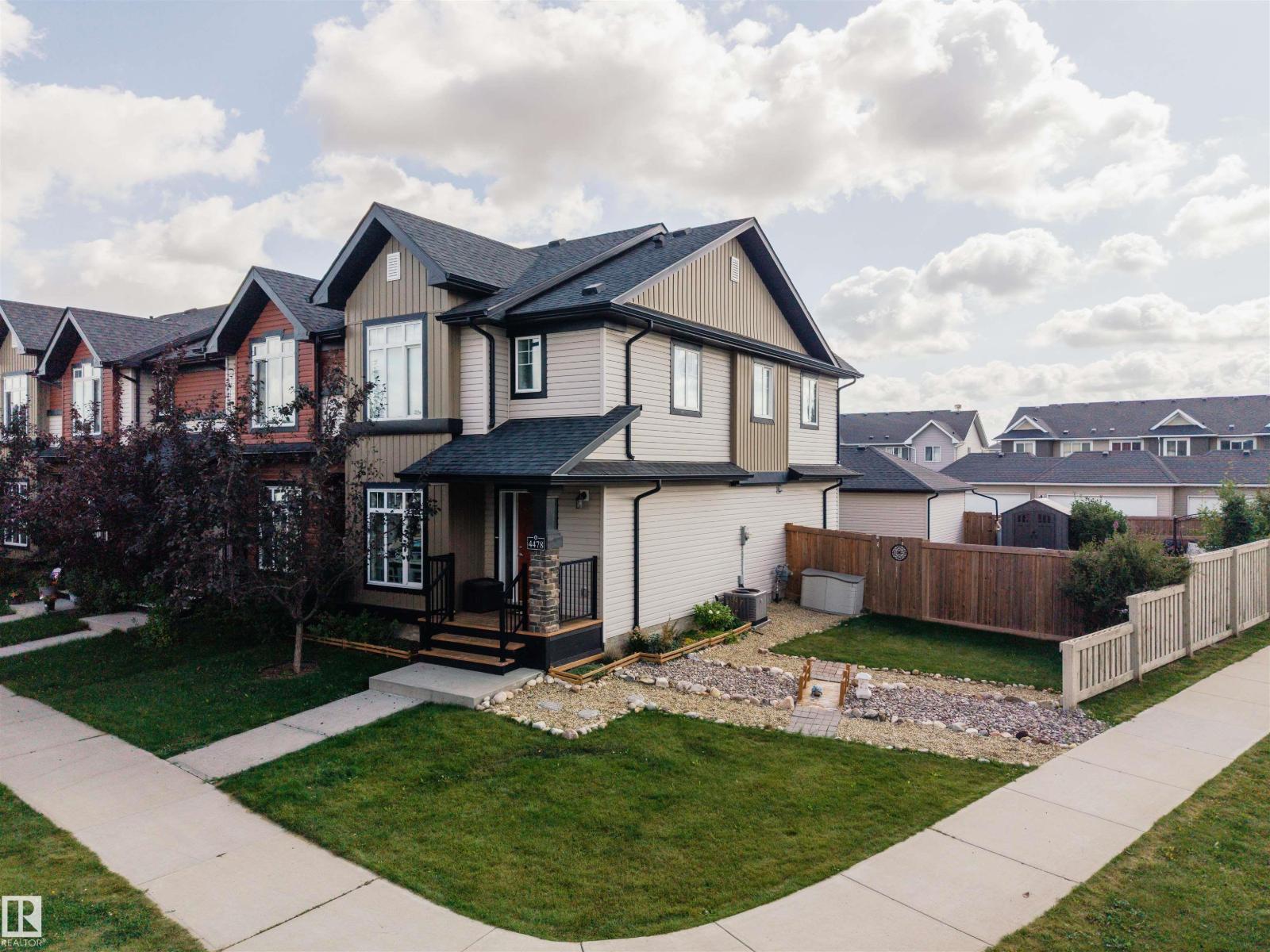 4478 ANNETT CM SW, Edmonton, Alberta, T6W2V7