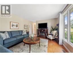 20 Dolphin Drive, photo 4