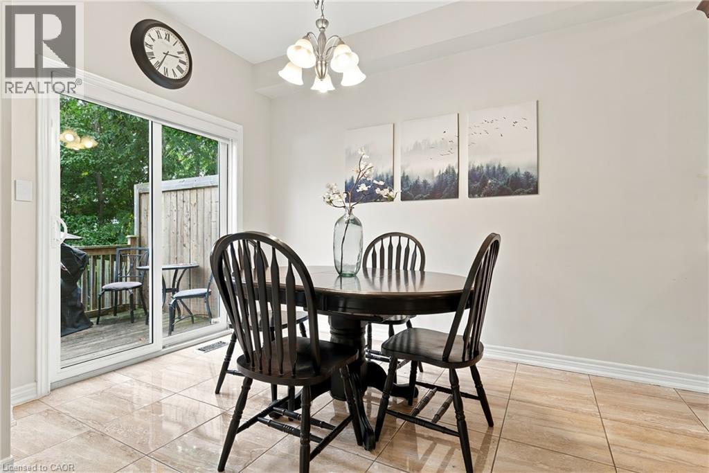 96 SPRINGVALLEY Crescent, Hamilton — photo 12