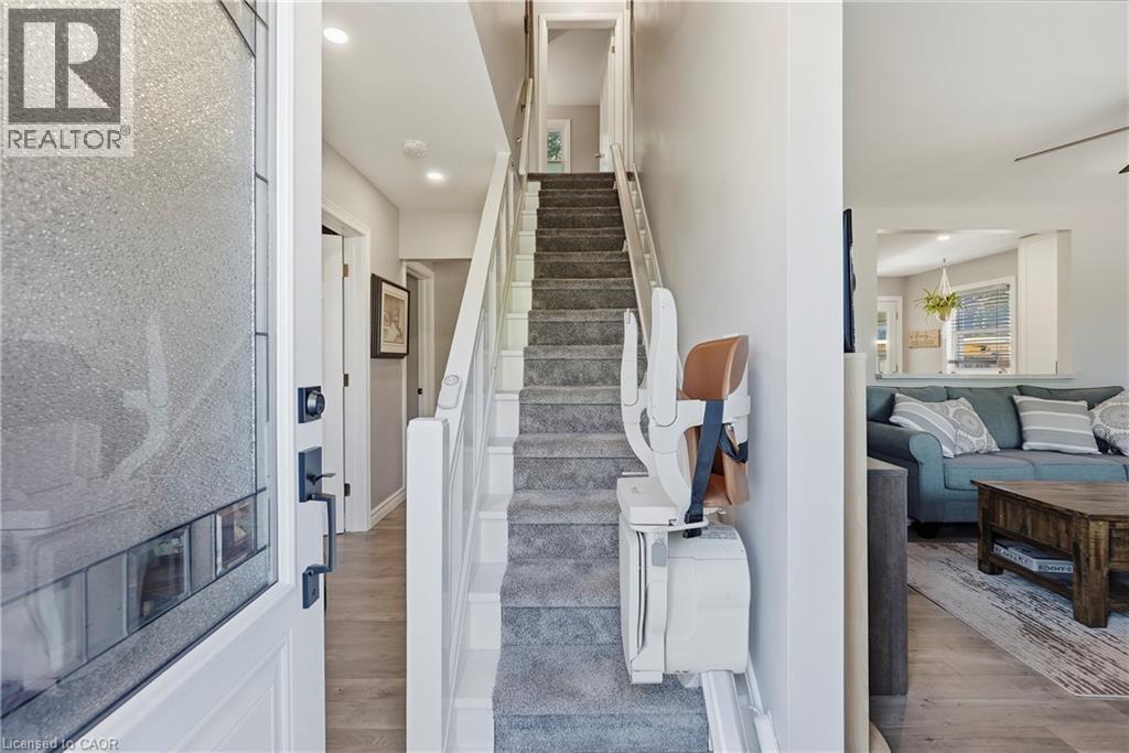 73 DODSON Street, Hamilton — photo 12