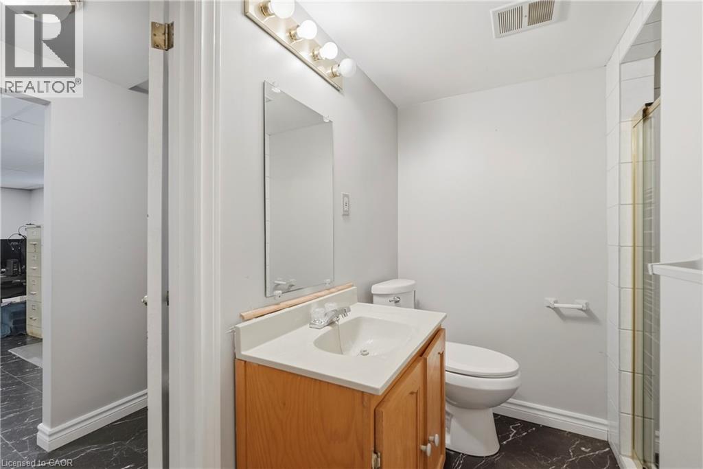 73 DODSON Street - 26