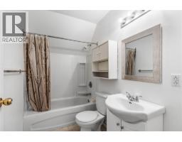5858 Jen-sherri Place, Falkland, BC V0E1W0 Photo 48
