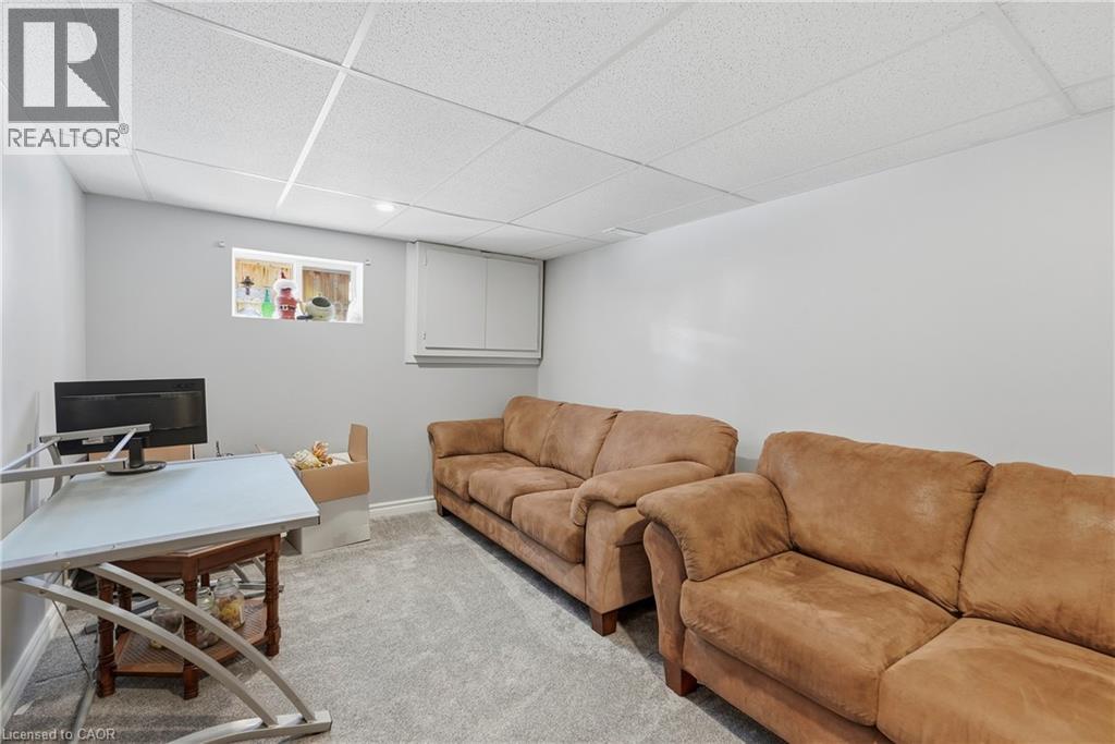 73 DODSON Street - 25