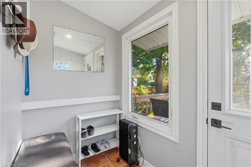 73 DODSON Street - 5