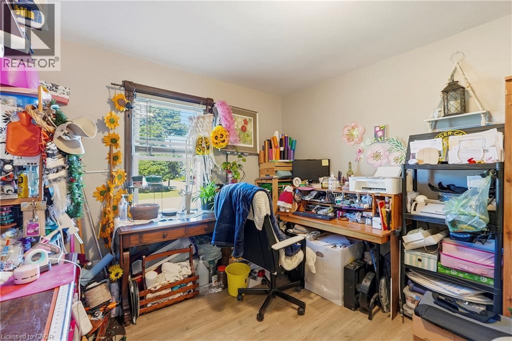 73 DODSON Street - 10