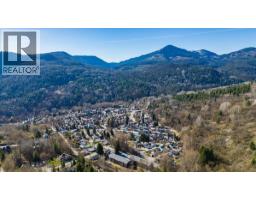 880 Wordsworth Avenue Unit# 201, Warfield, BC V1R2V9 Photo 36