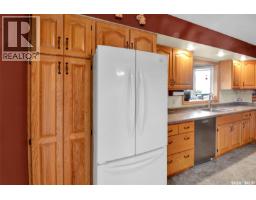 Kitchen - Rystrom Acreage, Corman Park Rm No  344, SK S7K3J8 Photo 8
