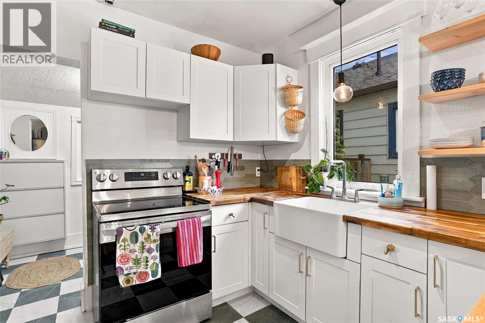 1116 B AVENUE N, Saskatoon — photo 8