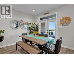 Family room - 1210 Meier Drive, Moose Jaw, SK S6J0B2 Photo 13