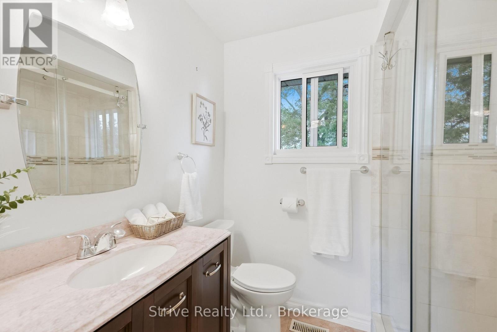 132 EAST HOUSE CRESCENT - Image 18