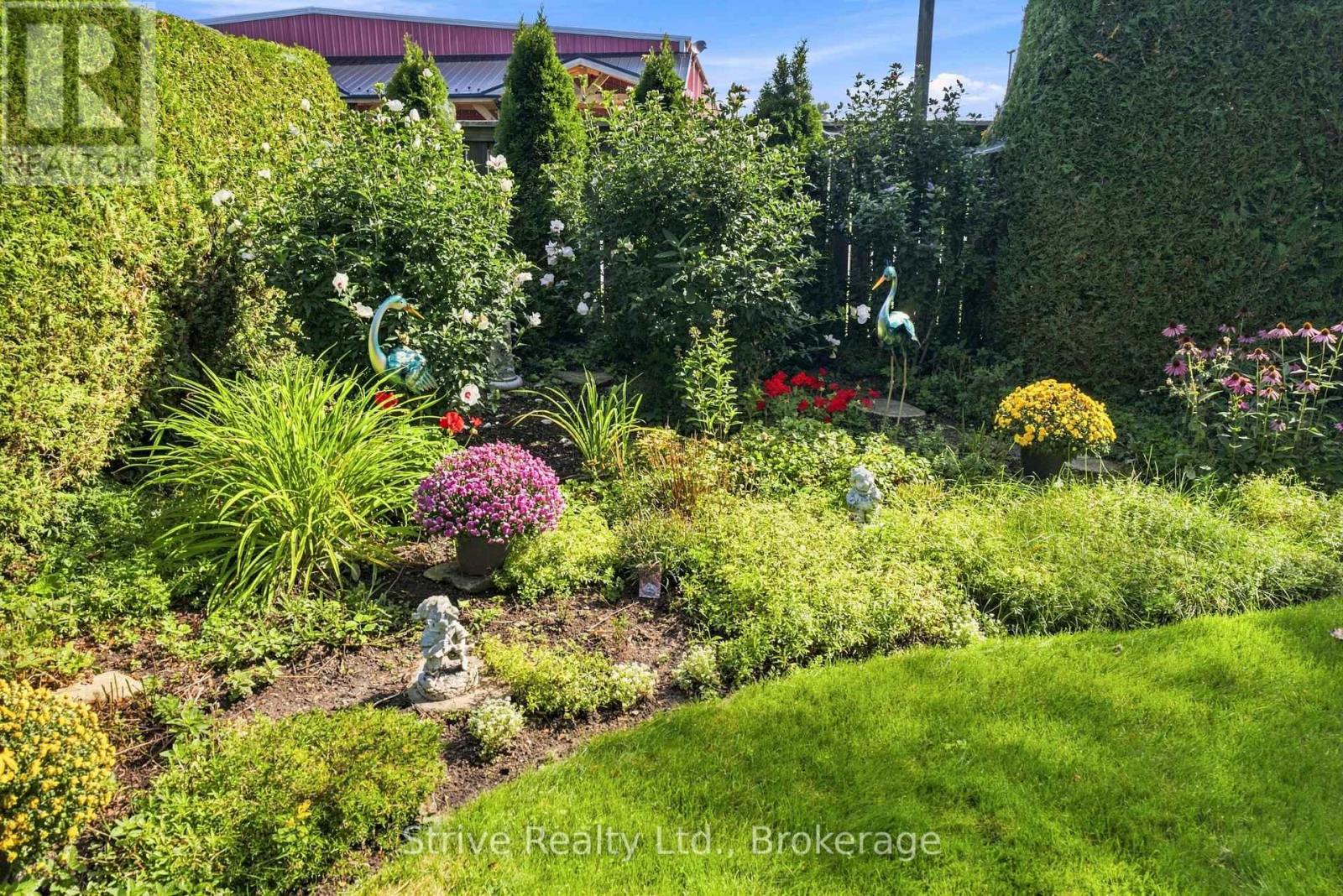 132 EAST HOUSE CRESCENT - Image 36