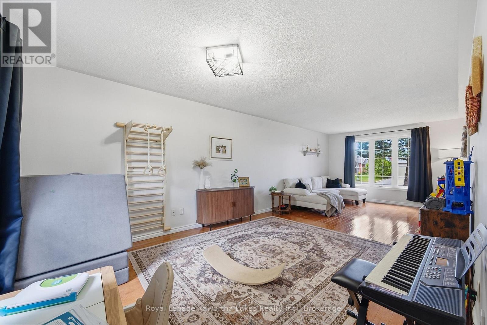 1220 WILDLARK DRIVE - Image 16