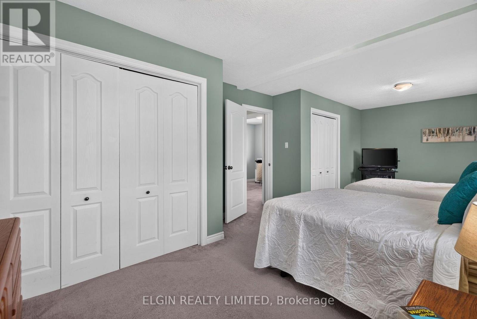 35 LEGER AVENUE - Image 18