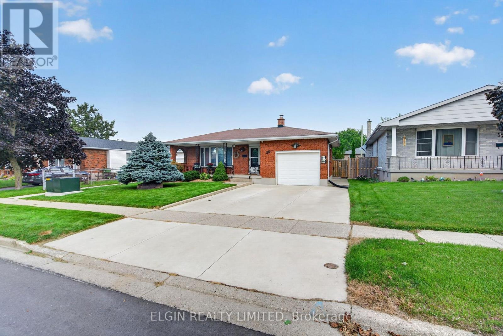 35 LEGER AVENUE, St. Thomas — photo 2