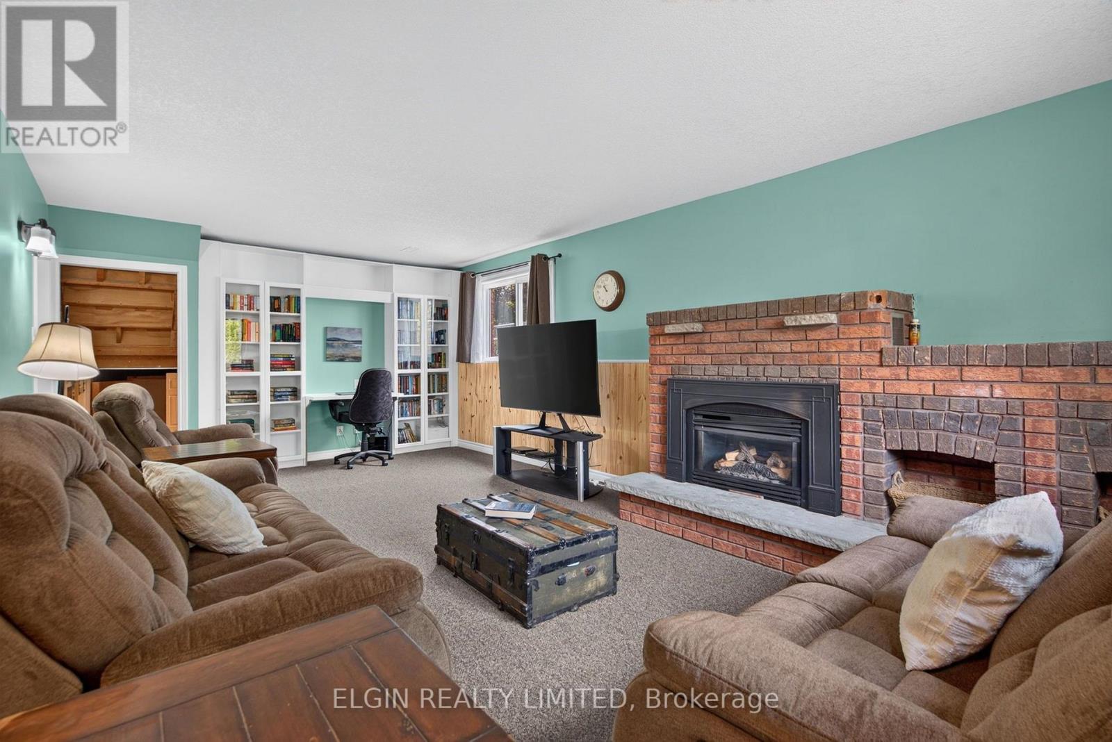 35 LEGER AVENUE - Image 25