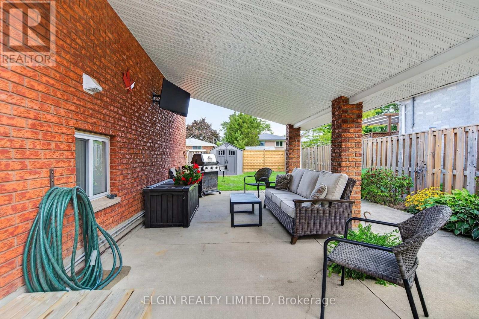35 LEGER AVENUE - Image 39