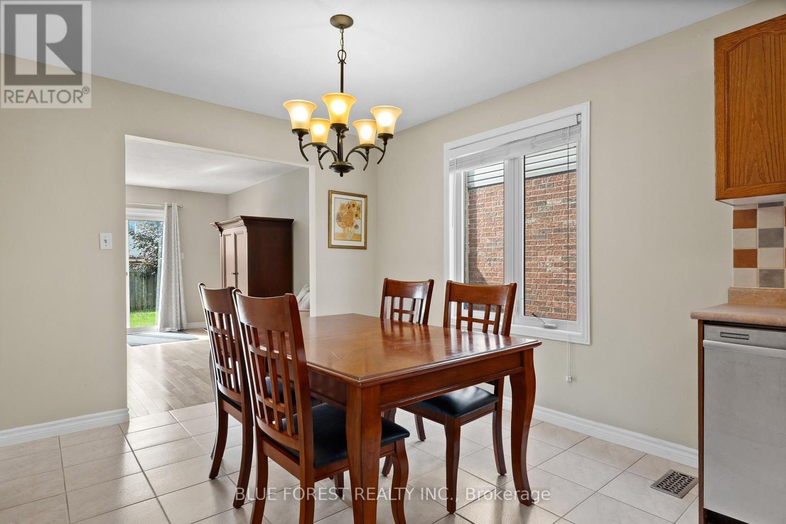 163 EMERALD ROAD, London South (South U) — photo 6