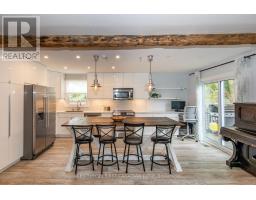 1279 Jalna Boulevard, London South, ON N6E2G3 Photo 9