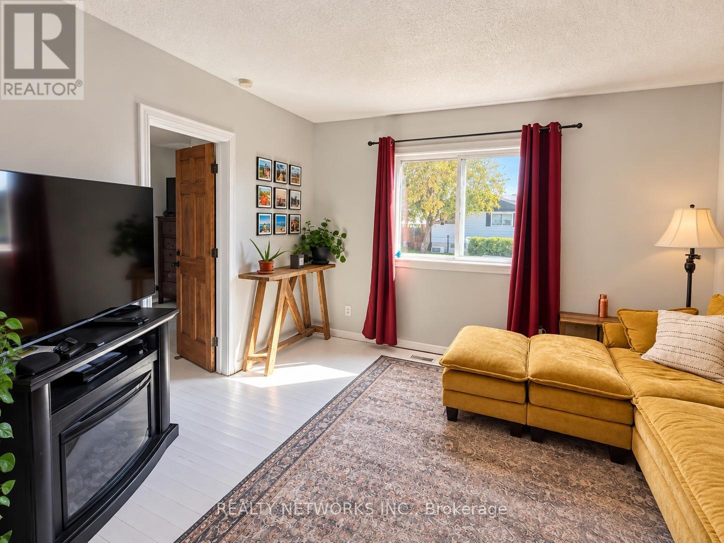 132 HUOT STREET, Timmins (SP - Main Area) — photo 4