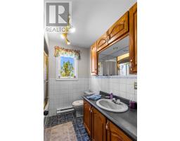 28 Dawes Hill Road thumbnail 37