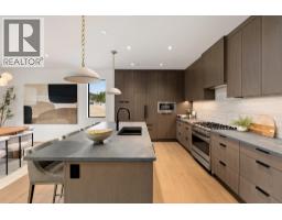 822 Predator Ridge Drive, Vernon, BC V1H1G4 Photo 16