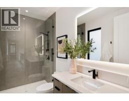 822 Predator Ridge Drive, Vernon, BC V1H1G4 Photo 31