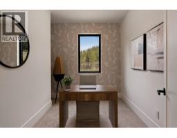 822 Predator Ridge Drive, Vernon, BC V1H1G4 Photo 29