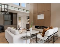 2pc Bathroom - 822 Predator Ridge Drive, Vernon, BC V1H1G4 Photo 12