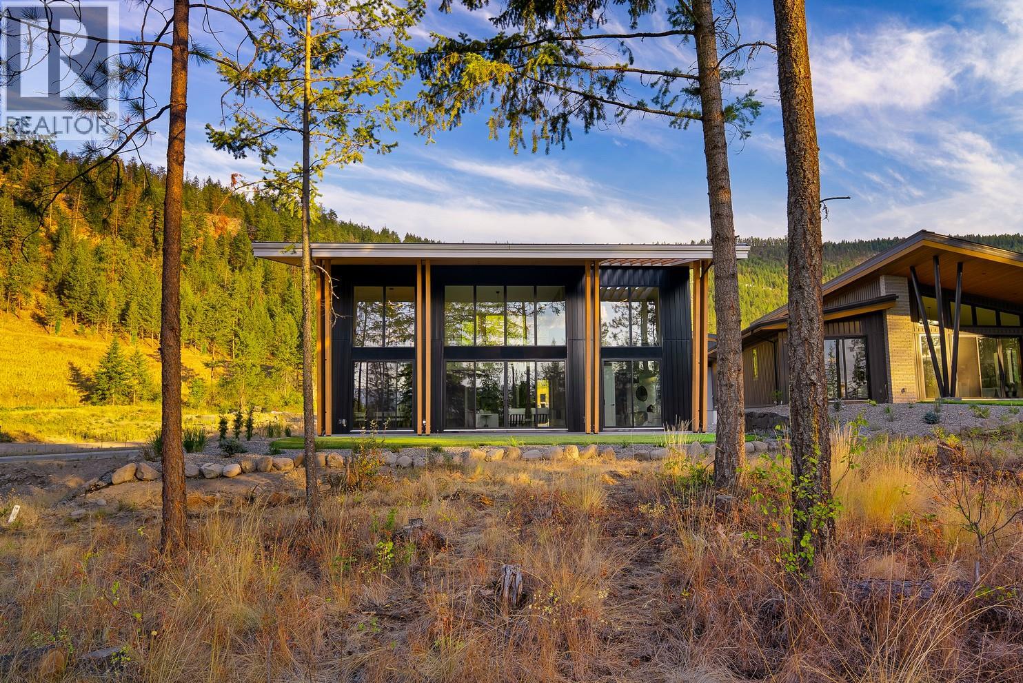 822 Predator Ridge Drive, Vernon