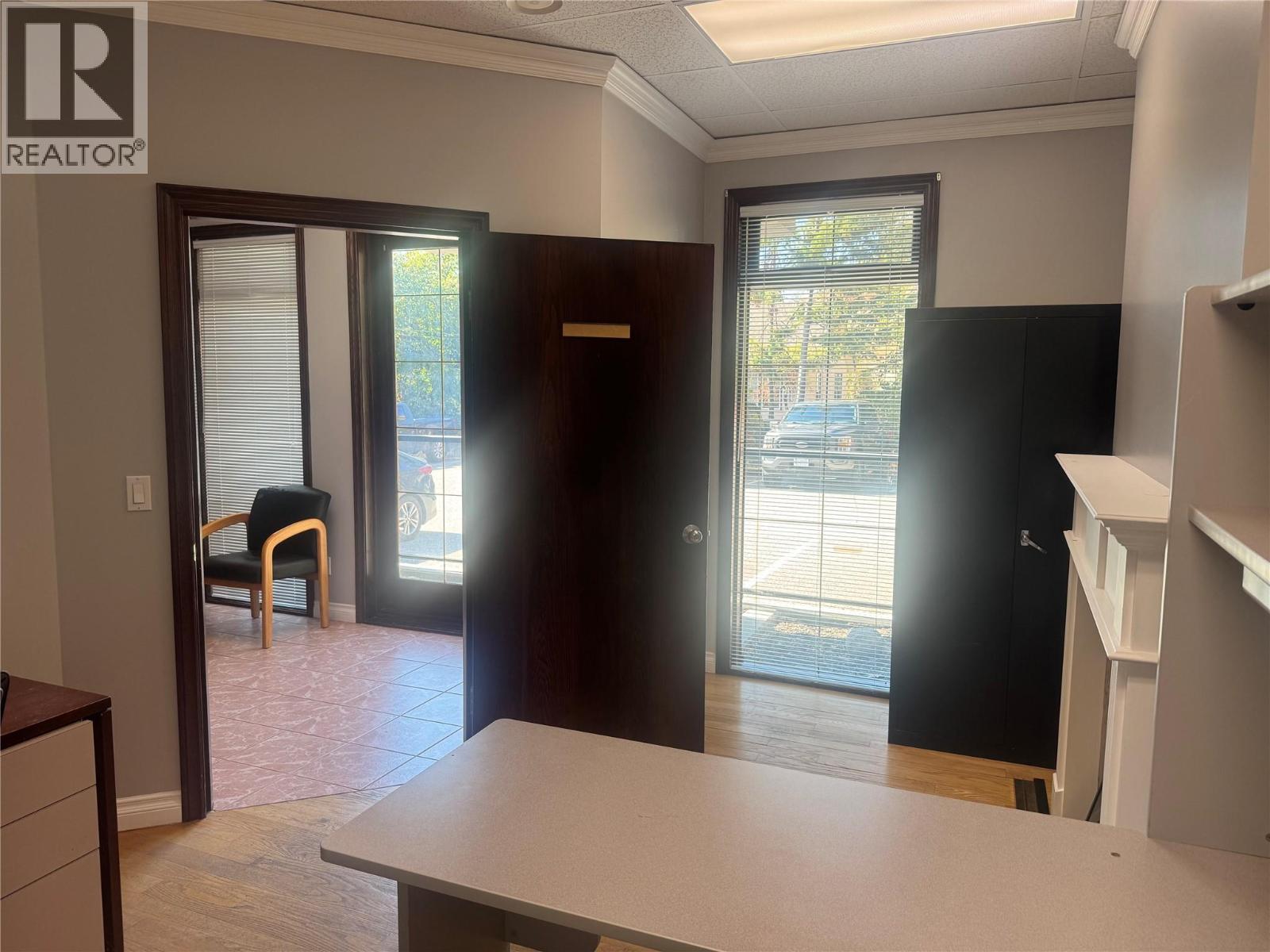  4438 1st Street, Peachland