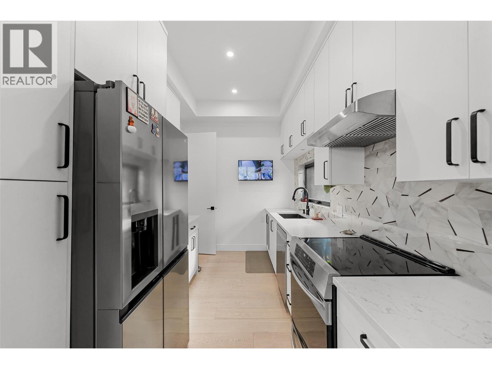  466 Swan Drive, Kelowna