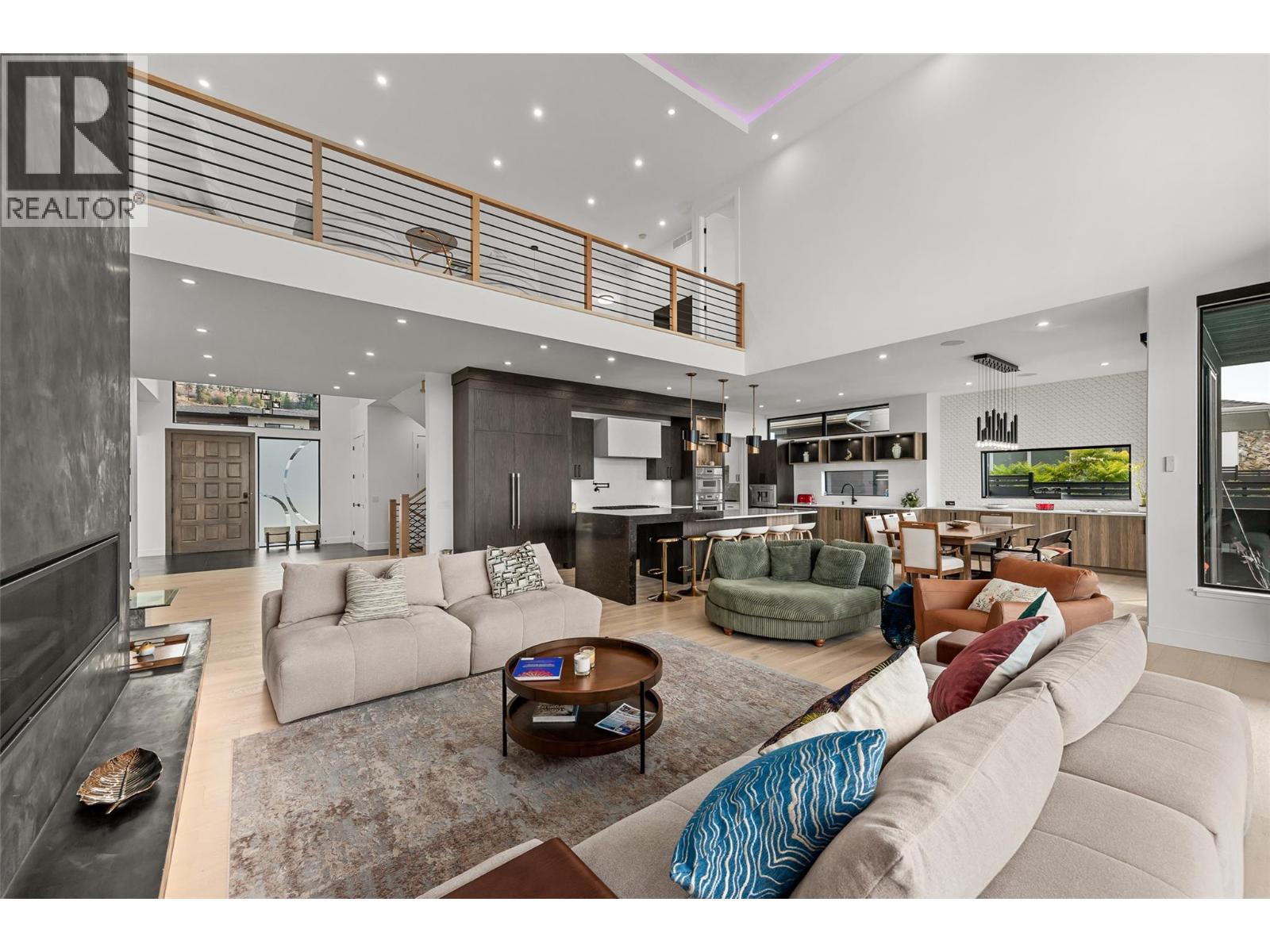  466 Swan Drive, Kelowna