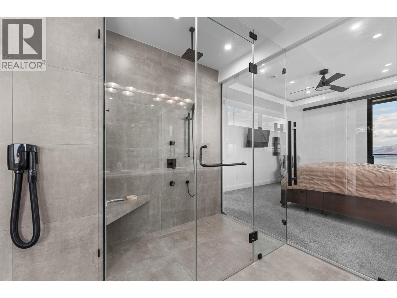  466 Swan Drive, Kelowna