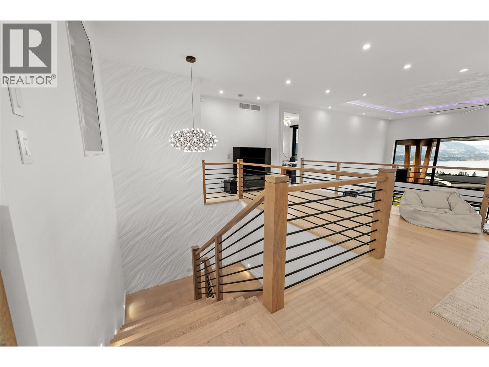  466 Swan Drive, Kelowna