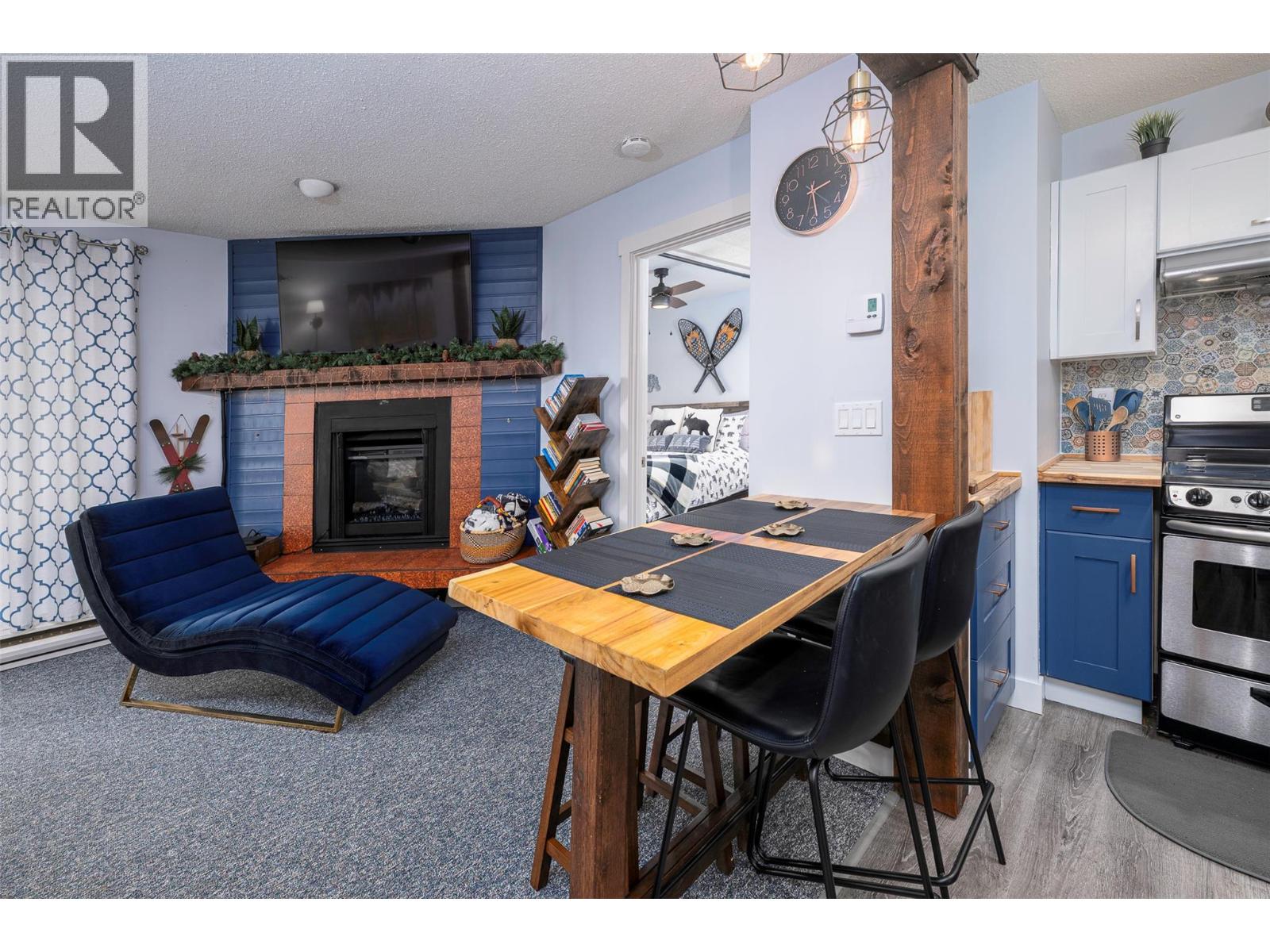 309 6375 Whiskey Jack Drive, Big White